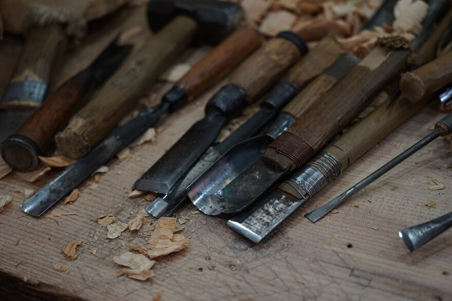 strumenti per lavorare il legno